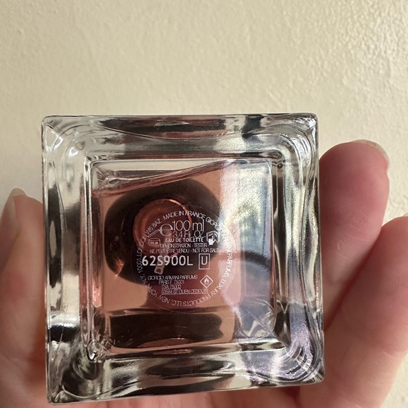 ARMANI Rose Milano Eau de Toilette - Picture 4 of 4